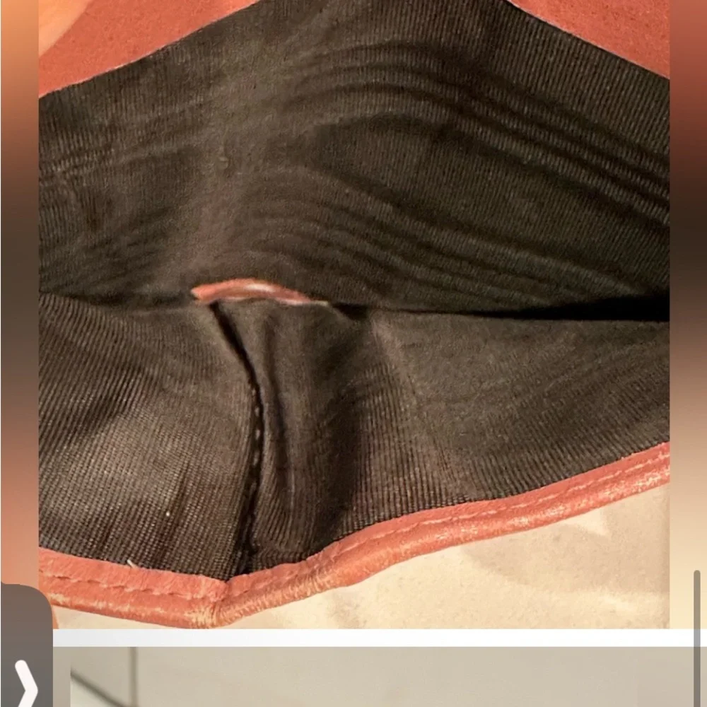 Gucci Wallet more life left  Vintage . Cards money id holder heart icon luxury - Picture 11 of 14